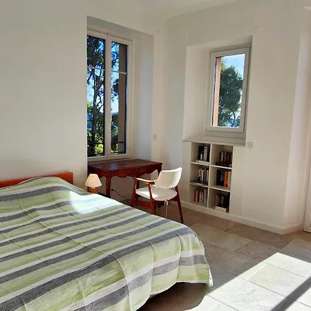 Spacious T3 With Balcony - Beautiful Sea View *
