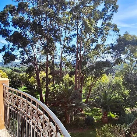 شقة Spacious T3 With Balcony - Beautiful Sea View Saint-Raphaël