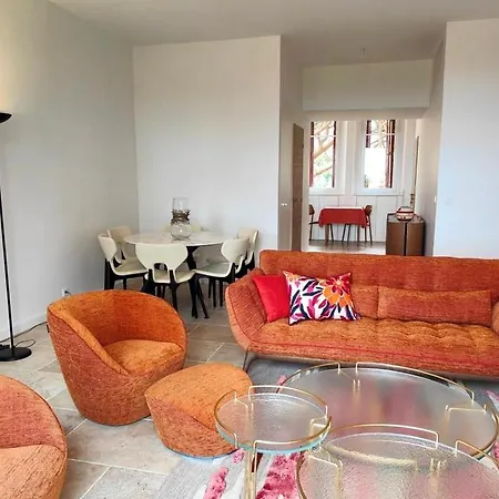 Spacious T3 With Balcony - Beautiful Sea View Saint-Raphaël